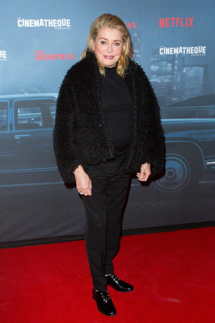 FLOP : Catherine Deneuve en manteau fourrure