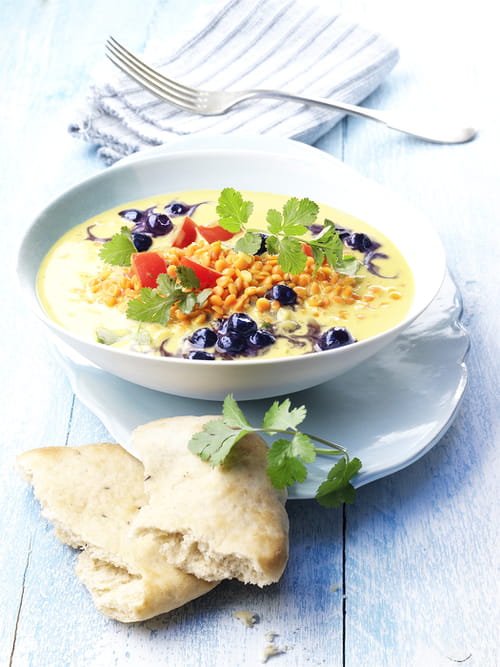Curry aux lentilles rouges et aux myrtilles