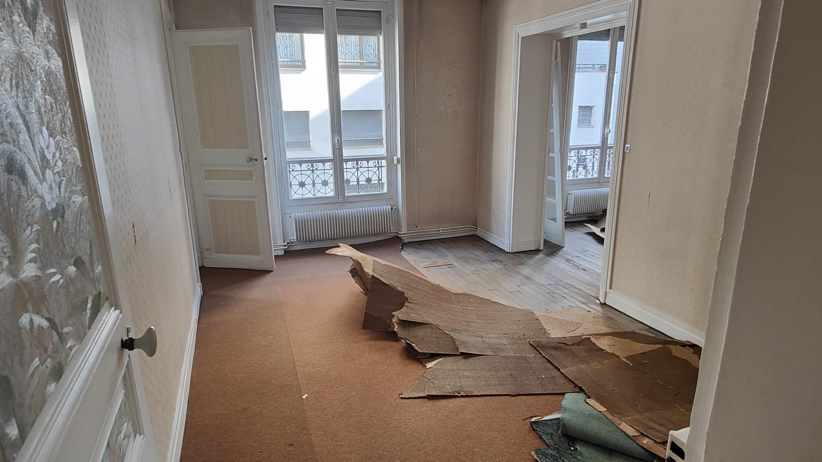 Salle à manger avant