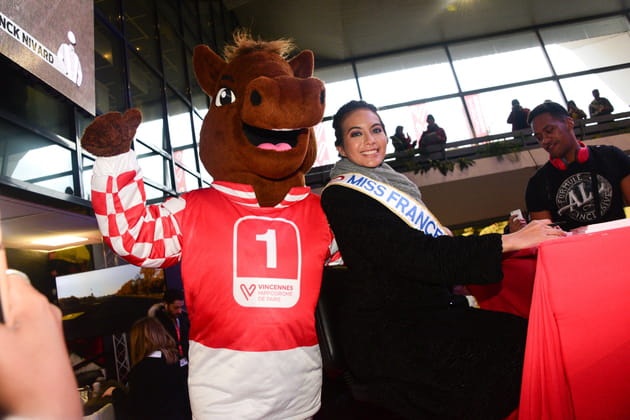 Vaimalama Chaves f&ecirc;te le Nouvel An chinois au Grand Prix de France