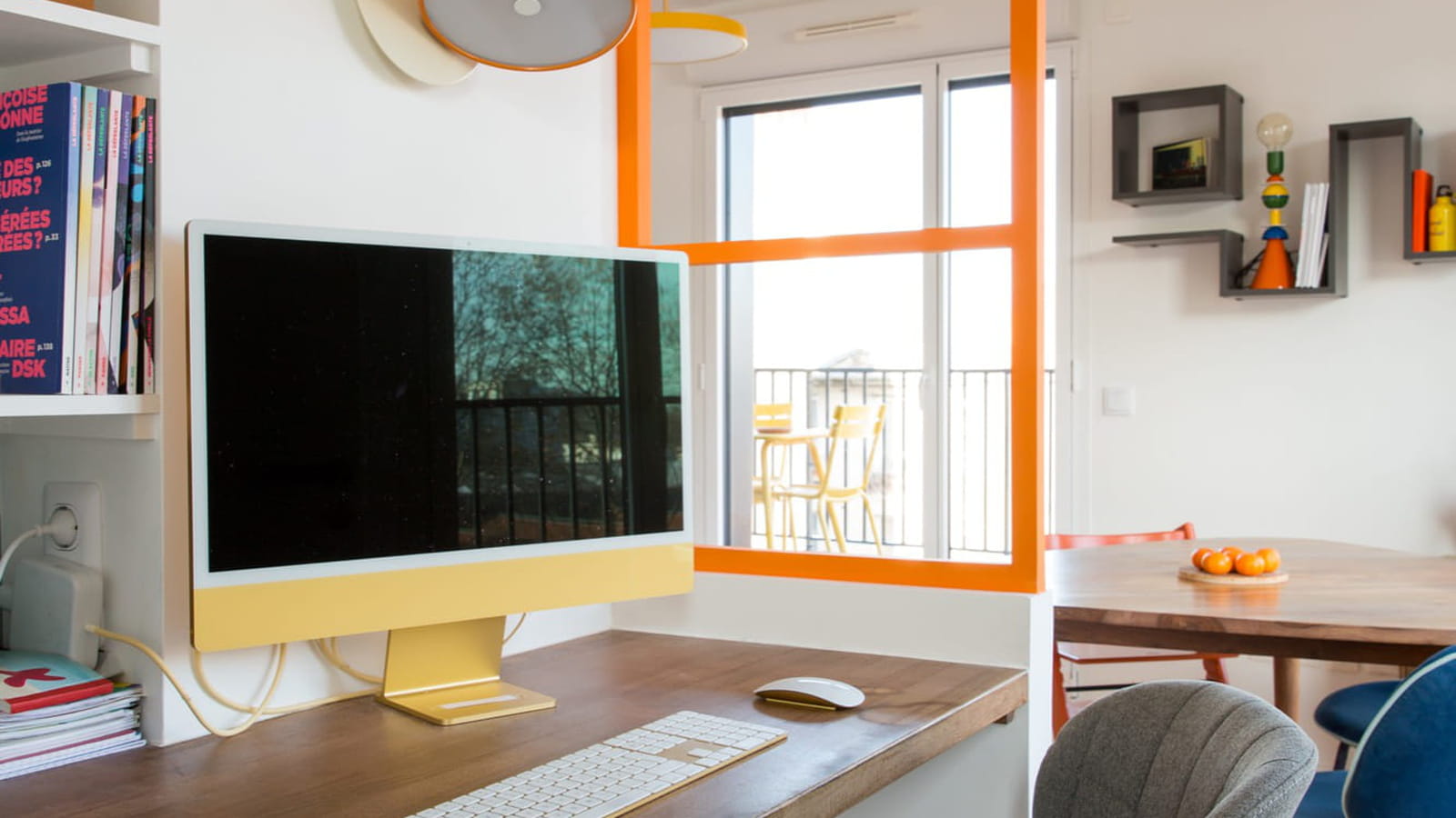 Bureau après
