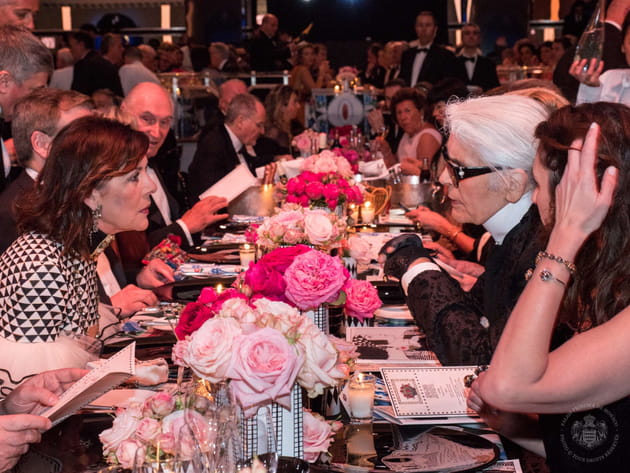 Royale tabl&eacute;e