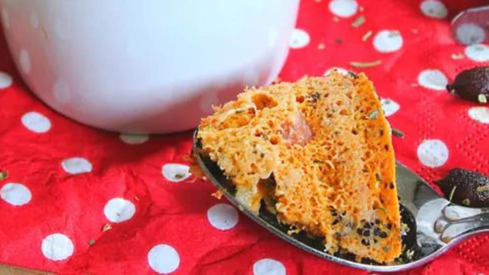 Pizza jambon fromage façon mug cake