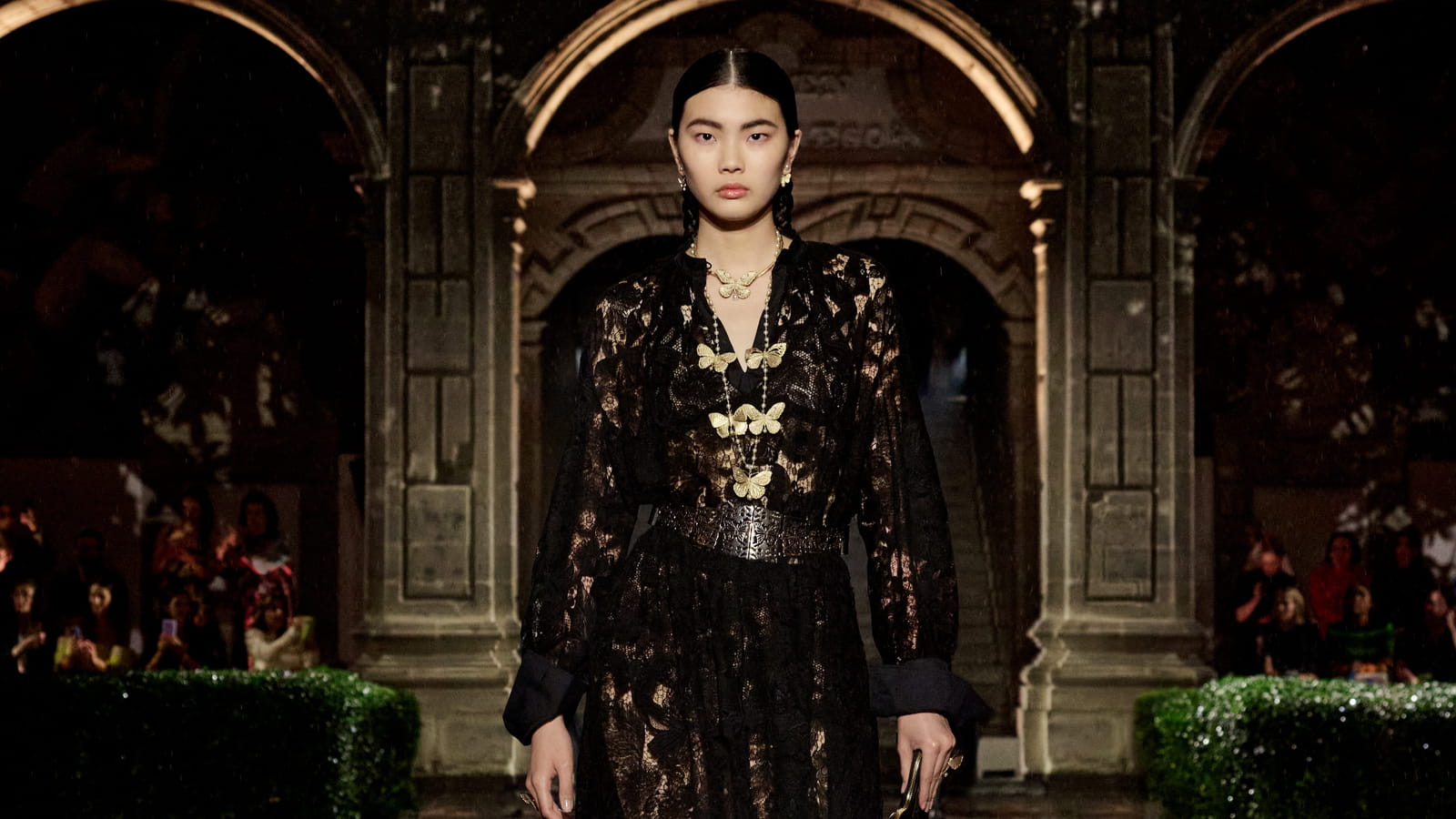 Look 38