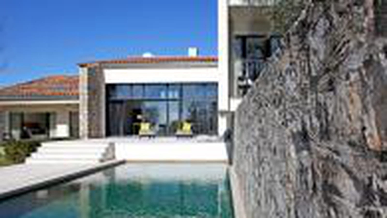 Sur la Riviera