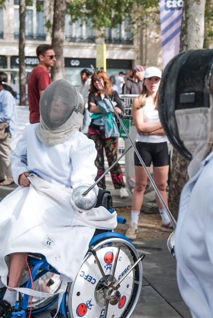 Les athl&egrave;tes qualifi&eacute;es pour les &eacute;preuves d'escrime fauteuil