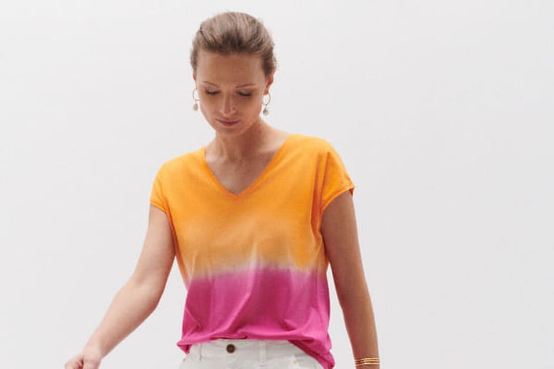 T-shirt tie and dye