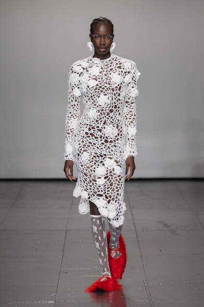 D&eacute;fil&eacute; Yuhan Wang automne-hiver 2022-2023