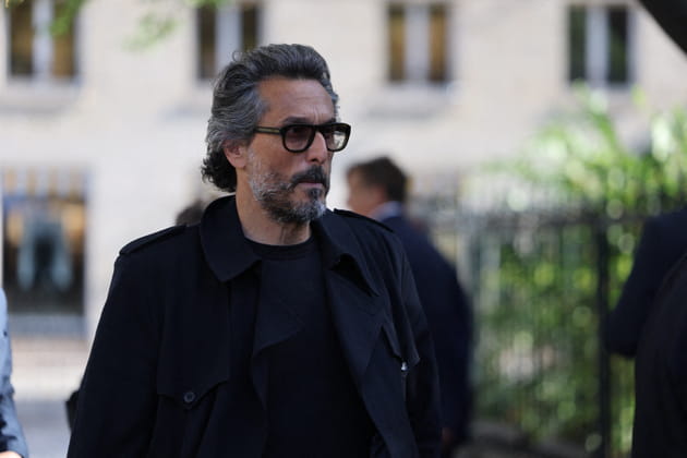 Vincent Elbaz se rend aux obs&egrave;ques de Nicolas Altmayer