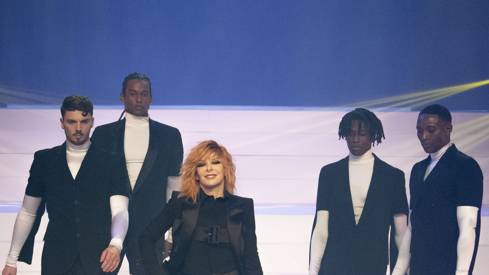 Look 70   Mylene Farmer