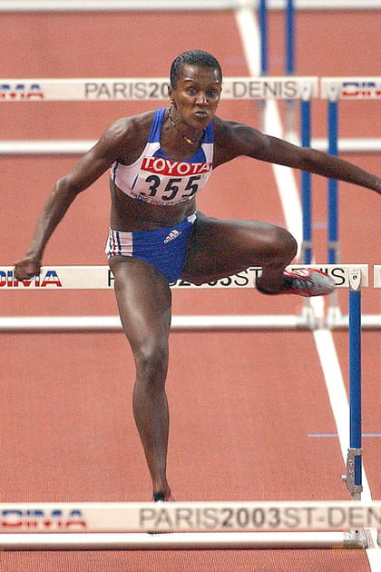 La hurdleuse Patricia Girard &agrave; Paris en 2003