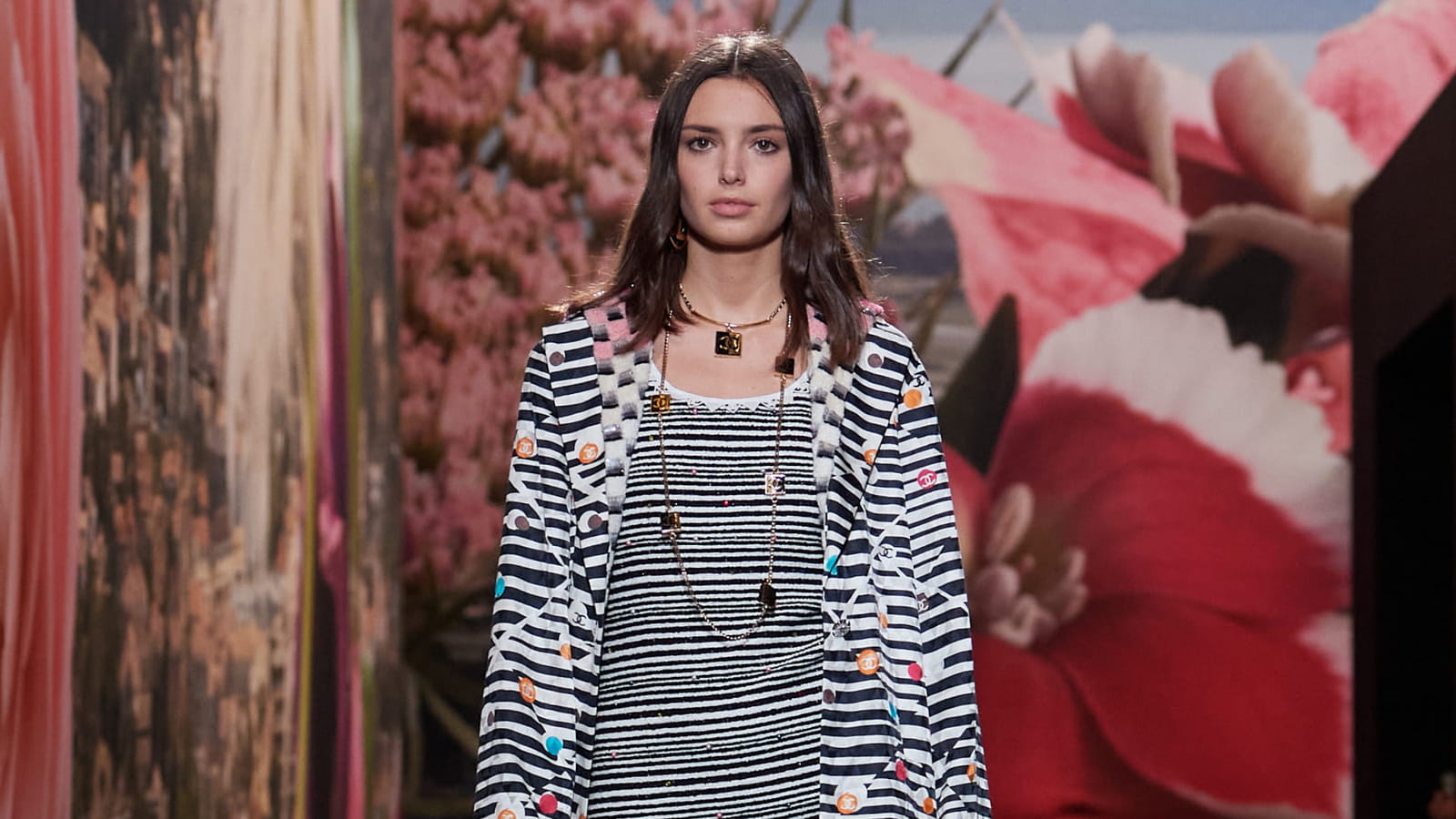 Look 33