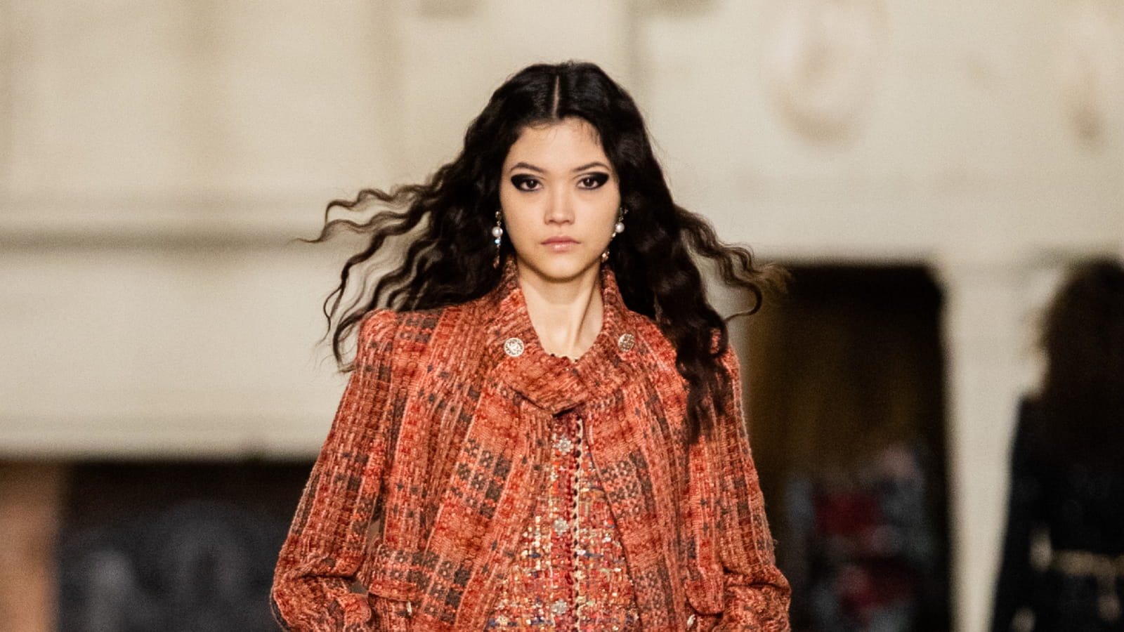 Look 28