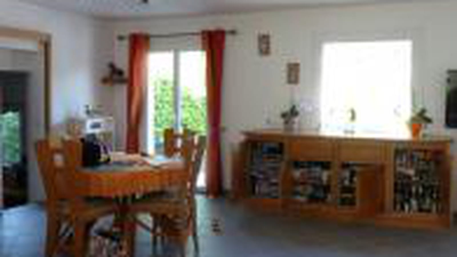 Salle à manger avant