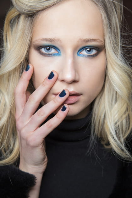 Dans le bleu de la nuit