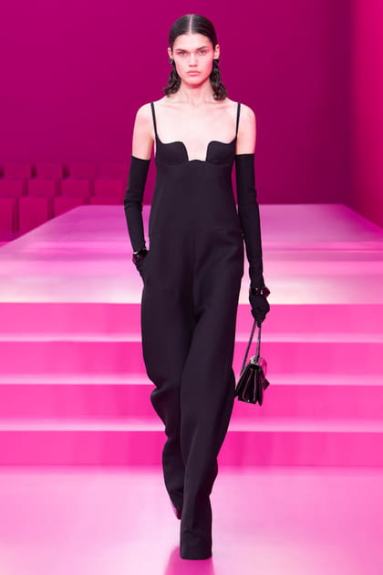 Look 70&nbsp;du d&eacute;fil&eacute; Valentino