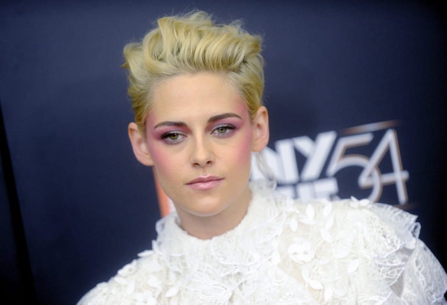 Les joues rose p&acirc;le de Kristen Stewart