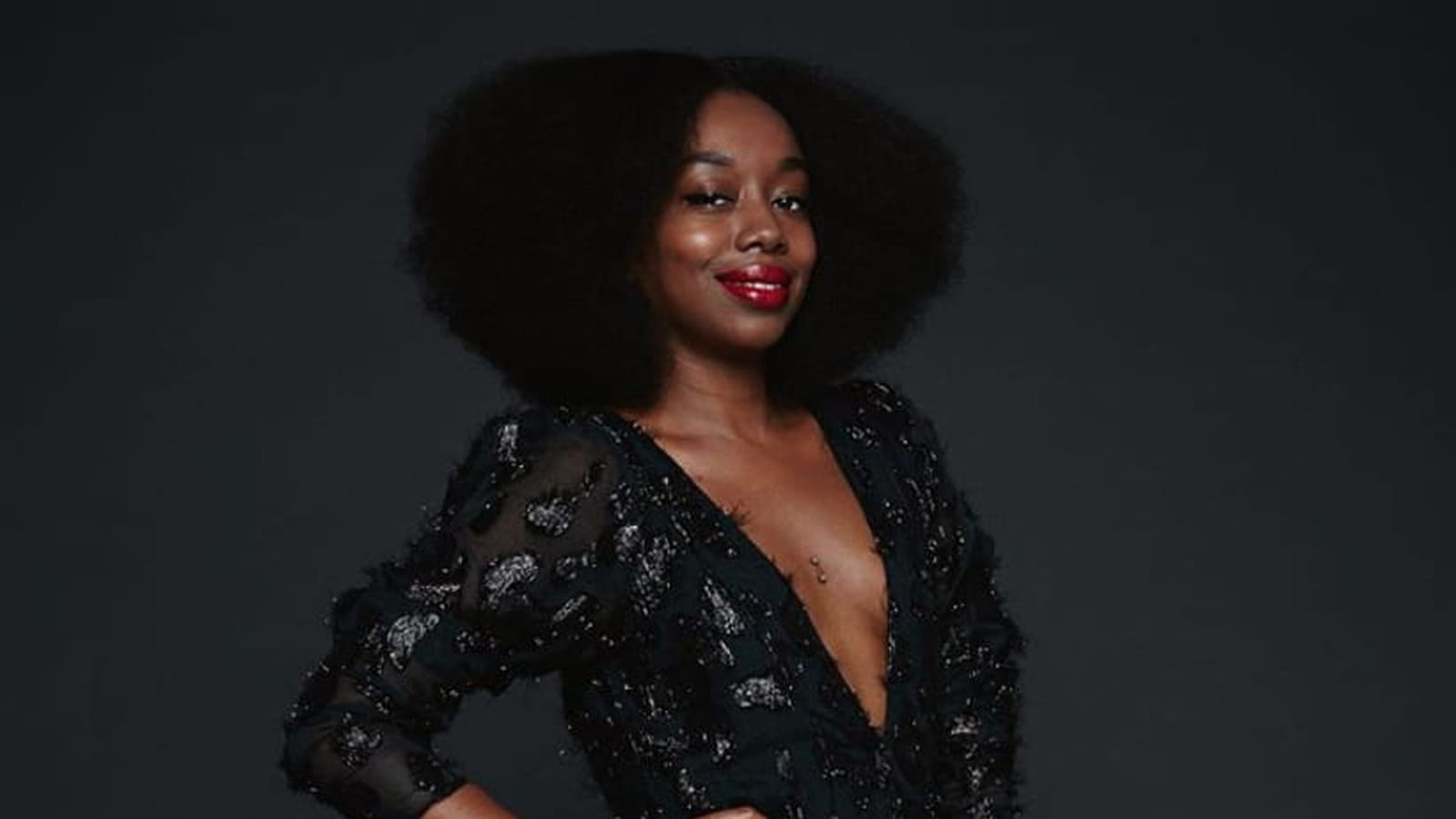 Fatou, décolletée