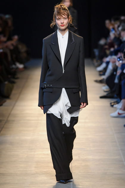 D&eacute;fil&eacute; Costume National