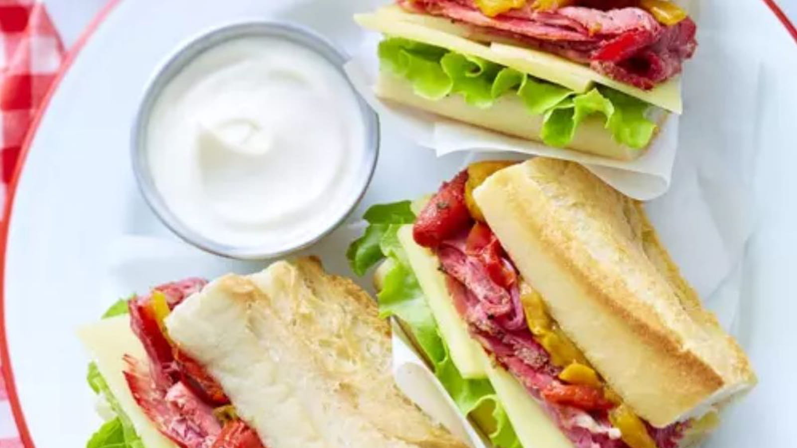 Mini sandwich au pastrami et Appenzeller