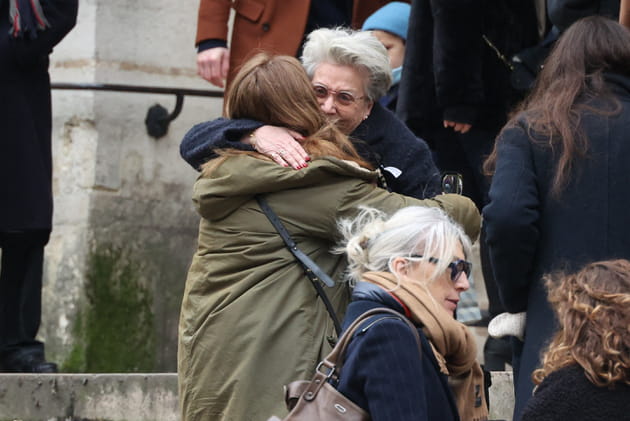 Françoise Laborde, devant l'église Saint-Roch pour les obsèques de Catherine Laborde