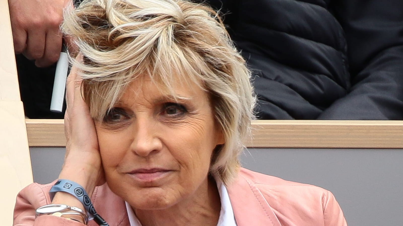 Evelyne Dhéliat
