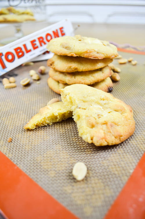 Cookies au Toblerone blanc et aux cacahuètes