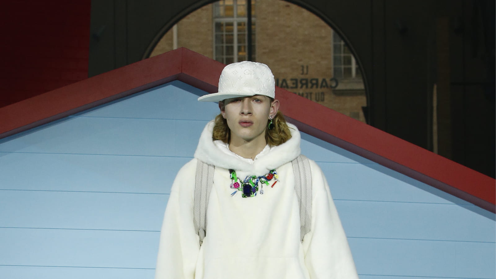 Look 35