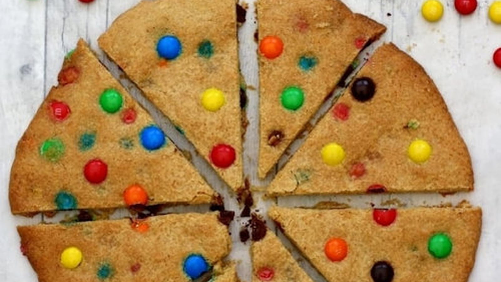 Cookie géant aux bonbons M&M's