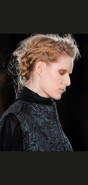 Le chignon romantique