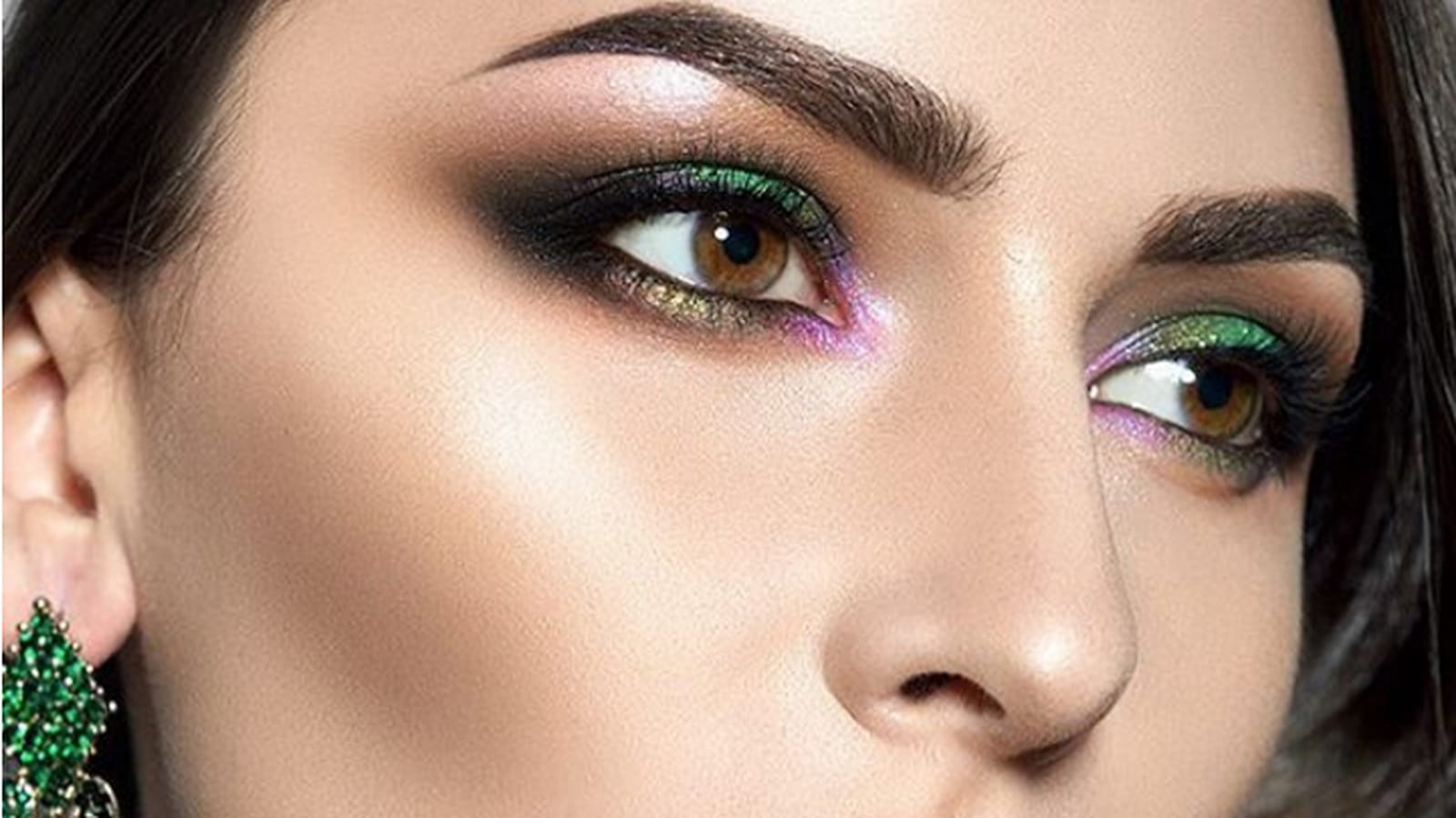 Le regard multicolore