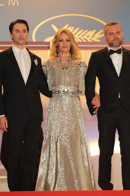 Vanessa Paradis en robe argent&eacute;e Chanel