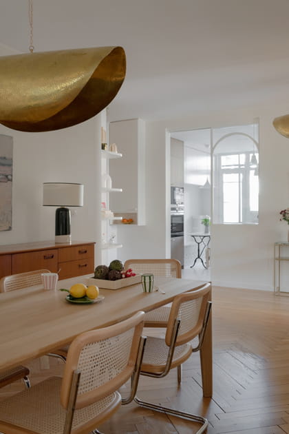 Apr&egrave;s&nbsp;: une salle &agrave; manger &eacute;pur&eacute;e baign&eacute;e de lumi&egrave;re