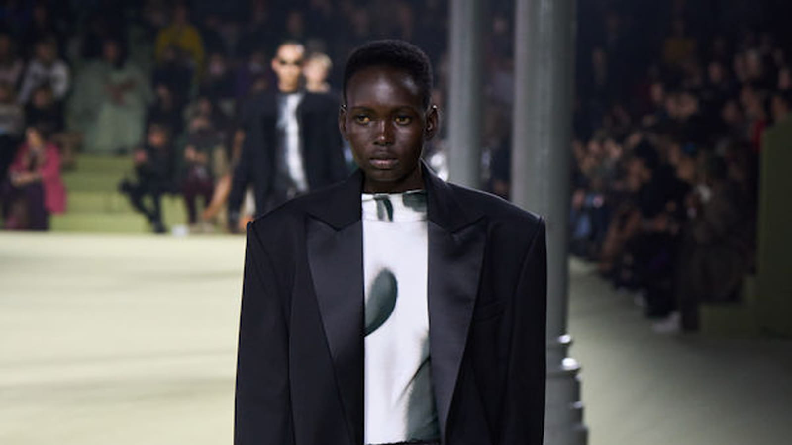 Look 93