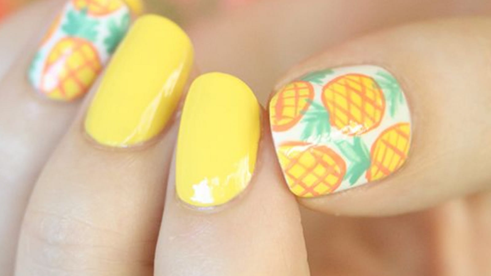 La manucure ananas