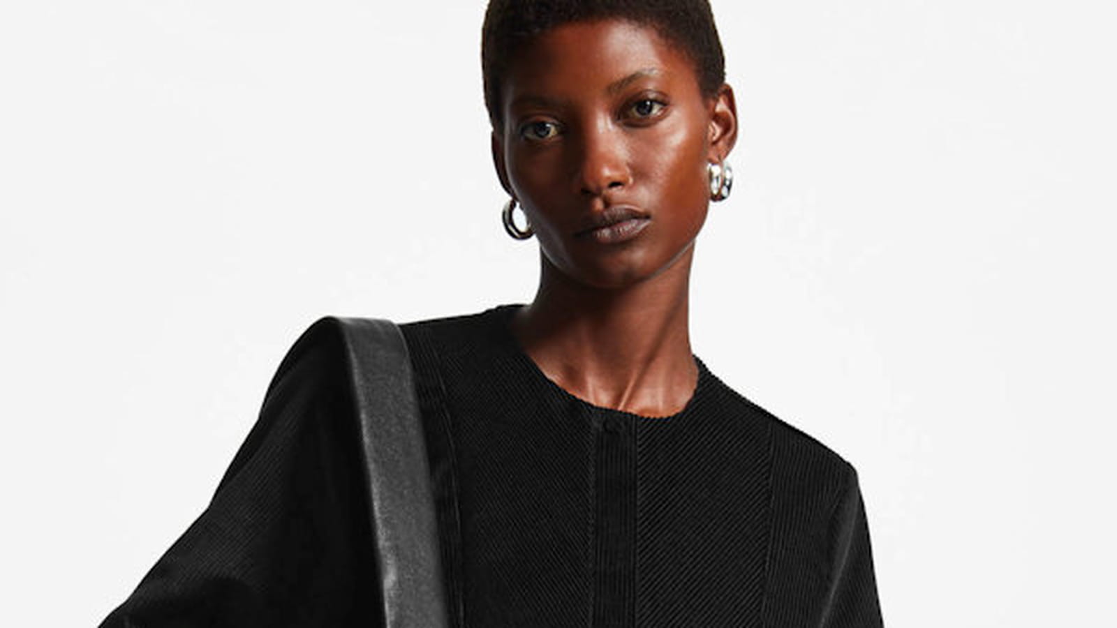 Robe noire COS