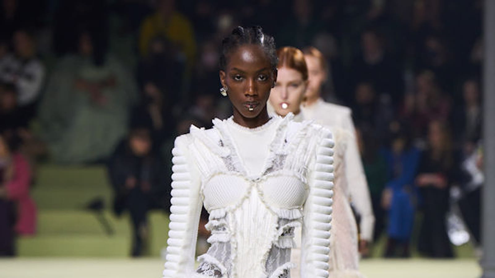 Look 38