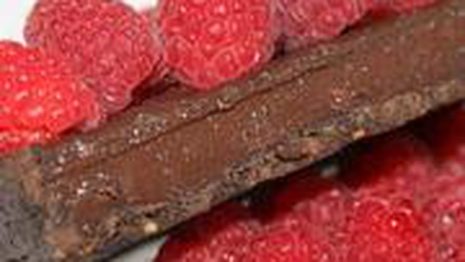 Tarte à la crème chocolat et aux framboises