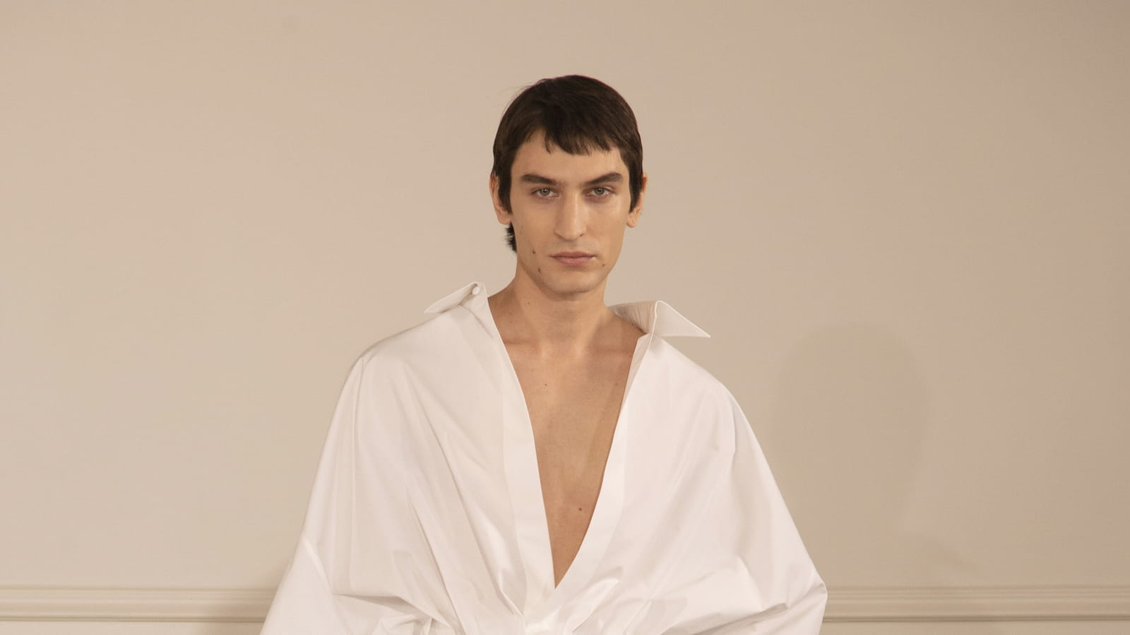Look 3