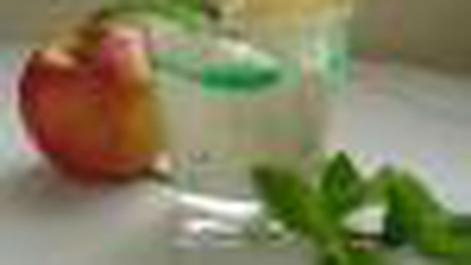 Mousse aux pommes à la menthe fraîche