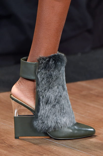 D&eacute;fil&eacute; BCBG Maxazria