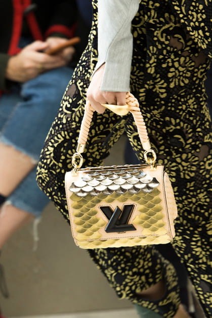 Le sac &eacute;cailles de poisson du d&eacute;fil&eacute; Louis Vuitton