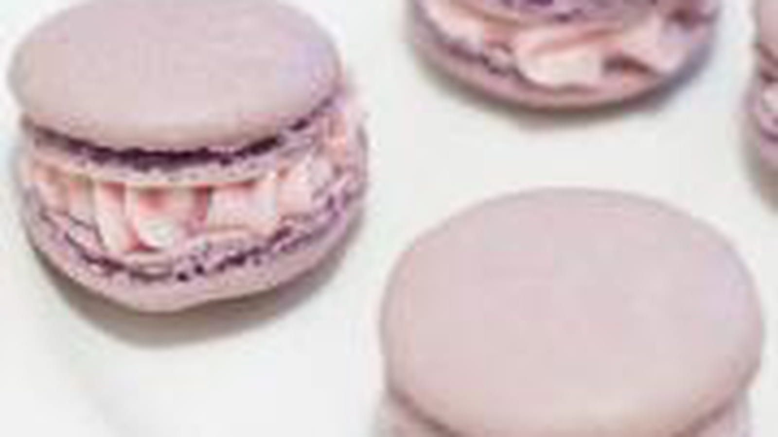 Macarons cerise