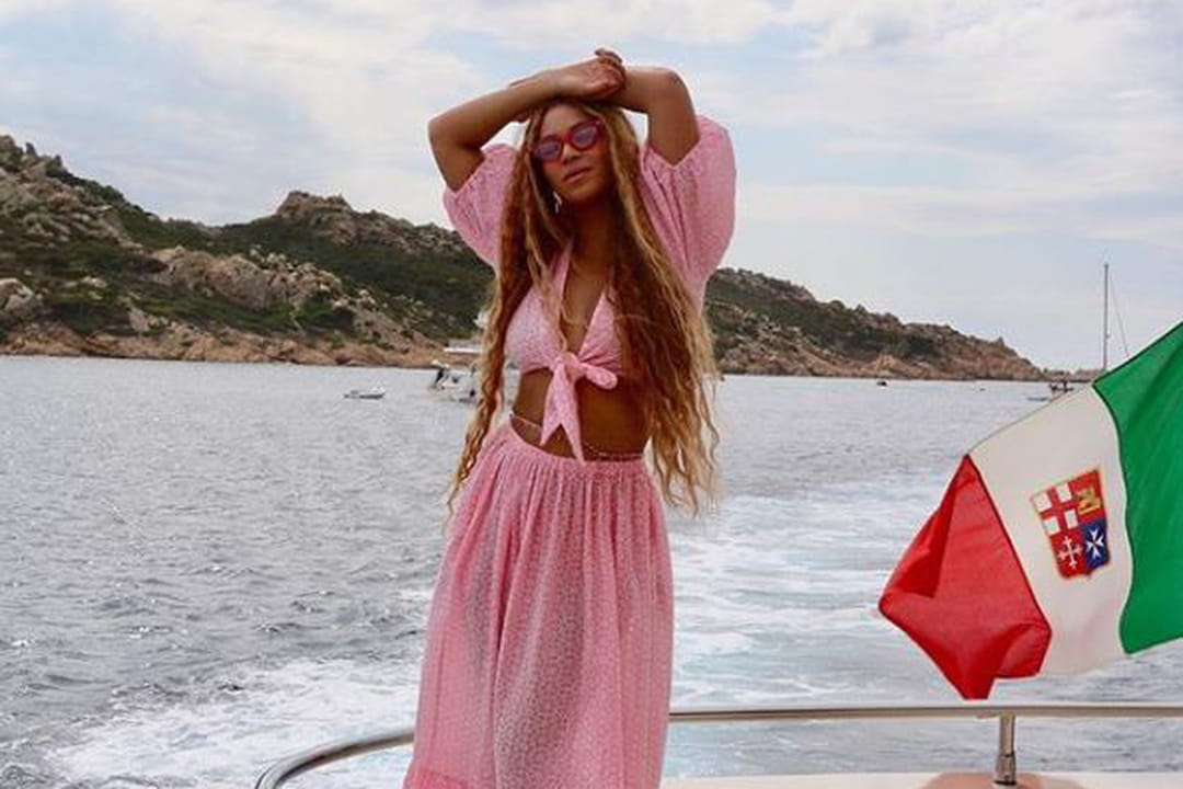 Beyoncé fête ses 37 ans en mer