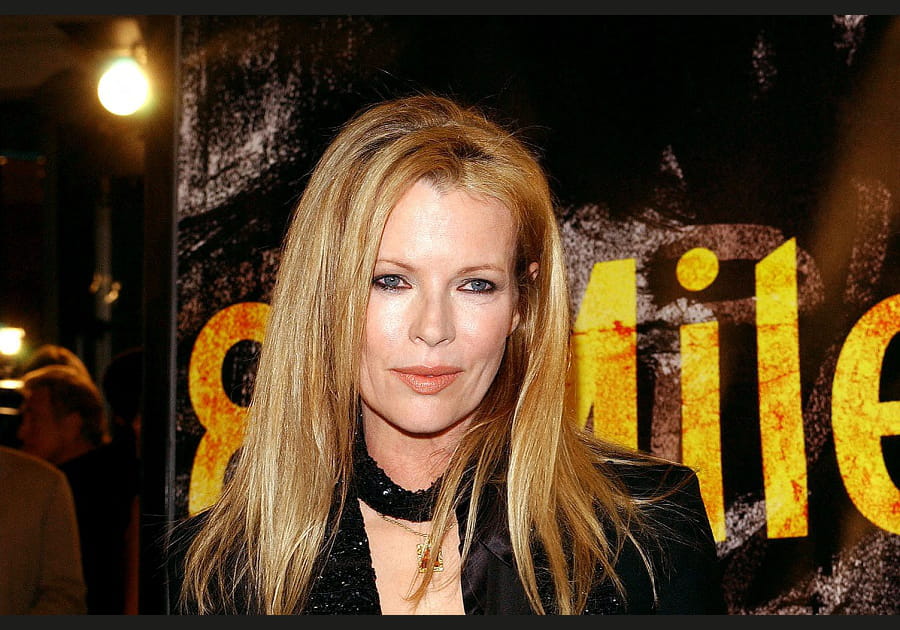 Le regard envo&ucirc;tant de Kim Basinger