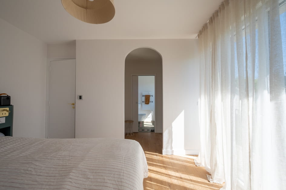 Apr&egrave;s&nbsp;: une chambre assortie d'un dressing