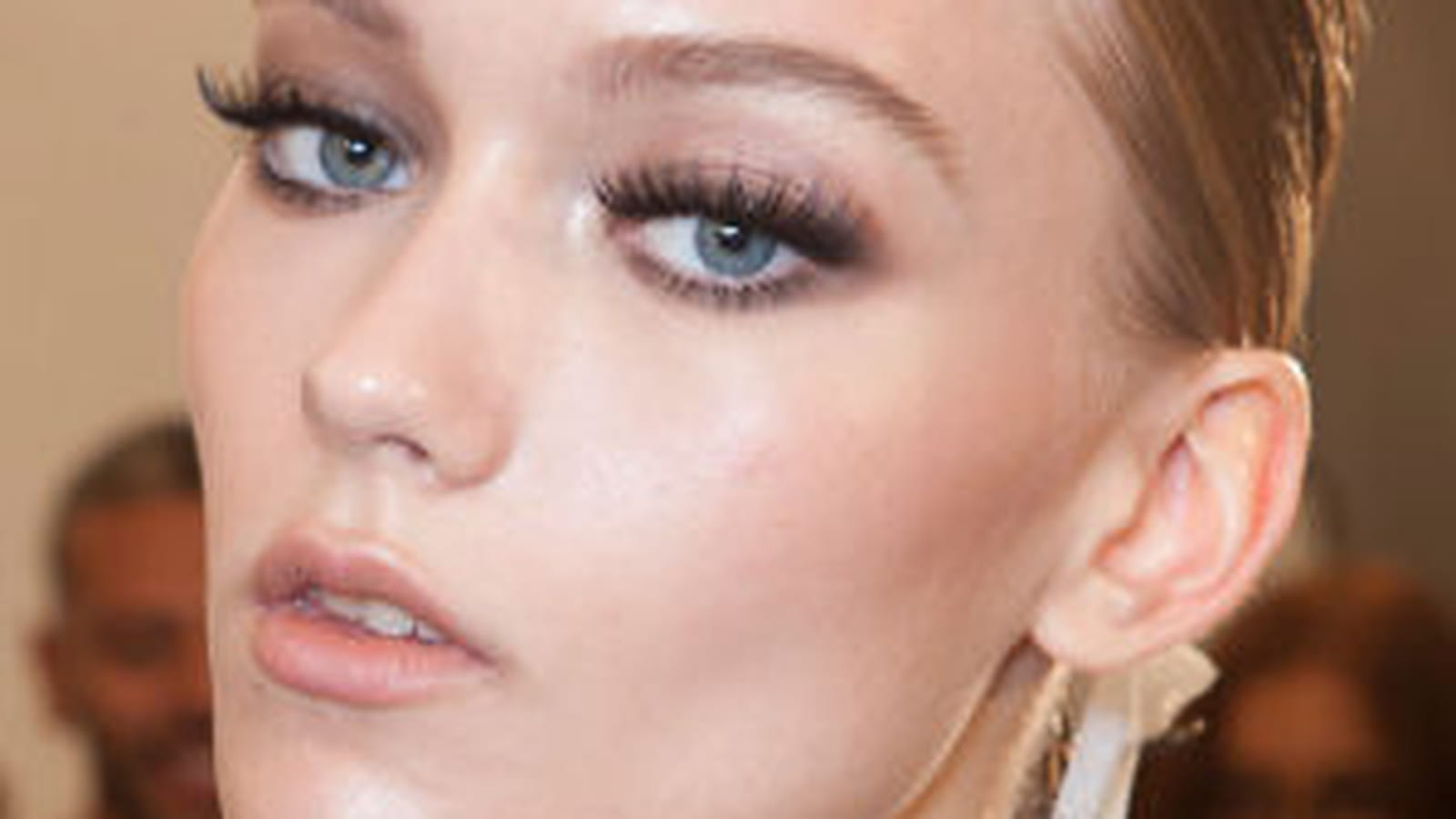 Les faux cils