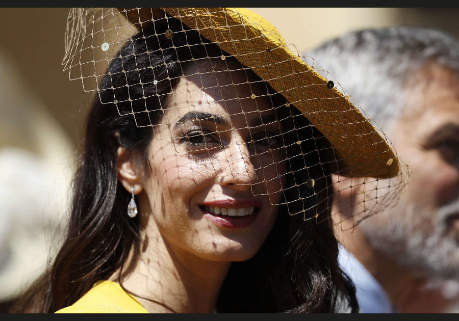 Le look royal d'Amal Clooney