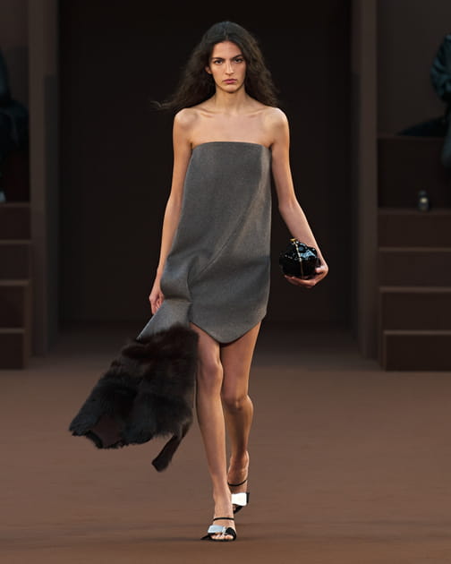 Look 33&nbsp;du d&eacute;fil&eacute; Loewe