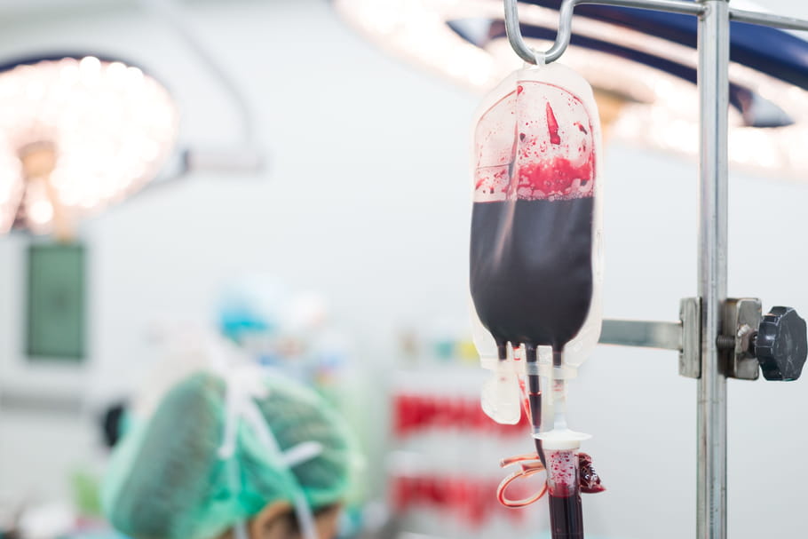Plasma sanguin : injections en urgence sur les patients Covid-19